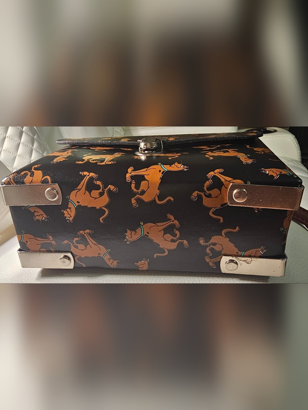 Vintage  Warner Brothers Scooby-Doo Trunk-Style Crossbody Bag - Picture 5 of 12